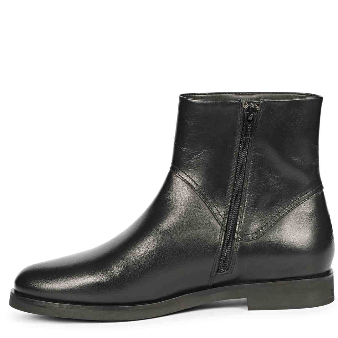 Saint Ryann Black Leather Handcrafted  InSide Zippers Ankle Boots