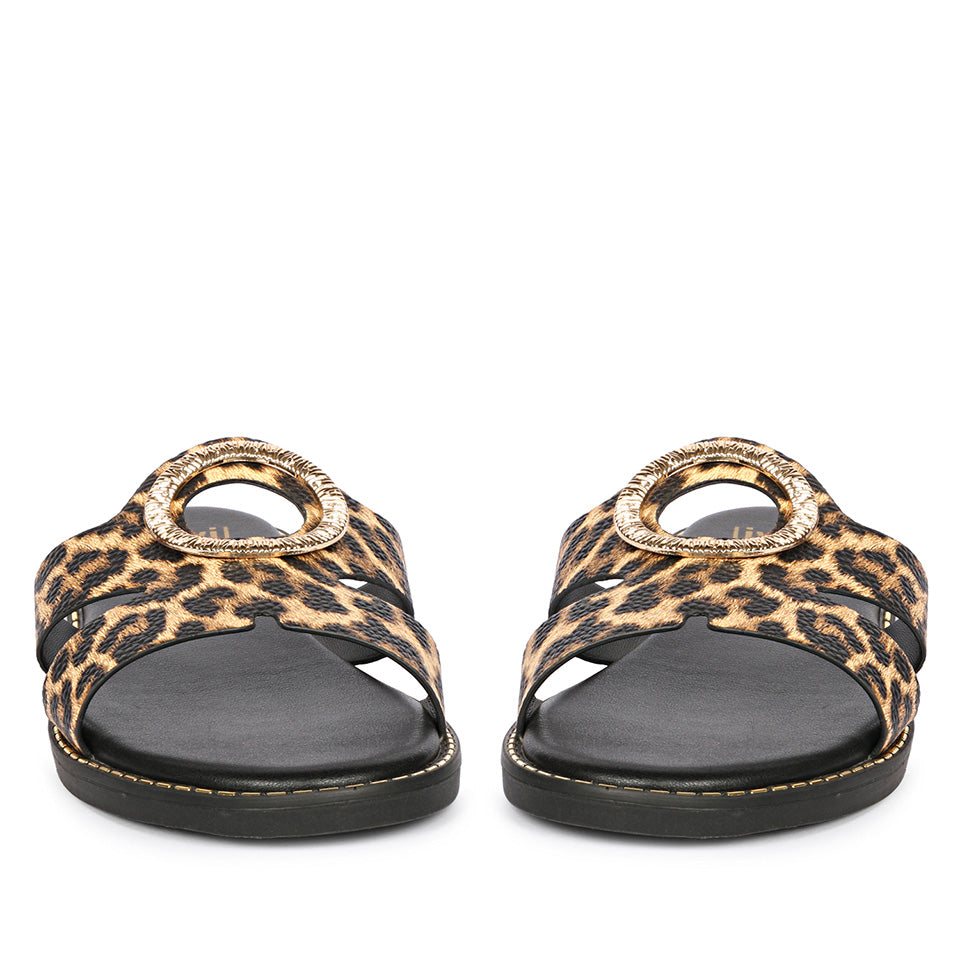 Enrisa Leo Flat Sandals