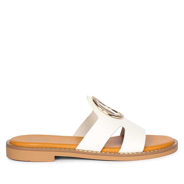 Enrisa White Leather Flat Sandals