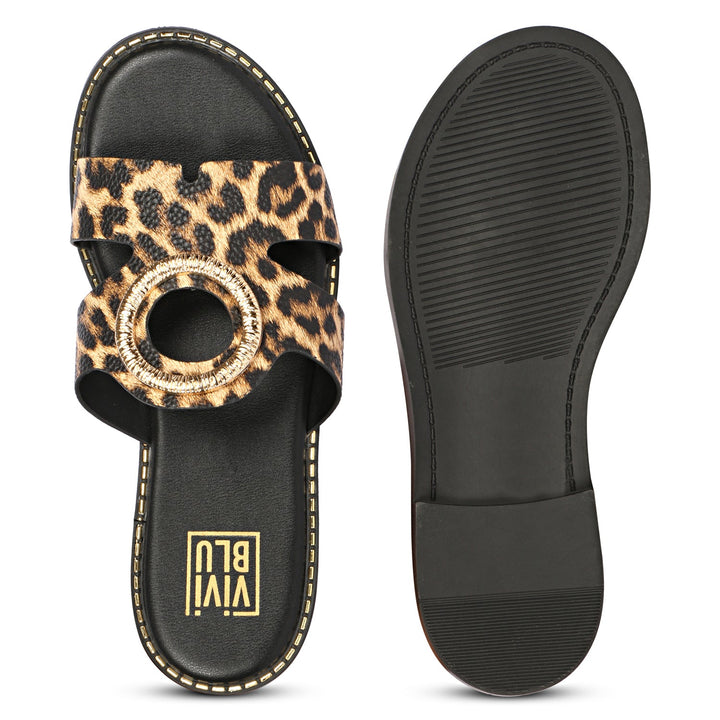 Enrisa Leo Flat Sandals
