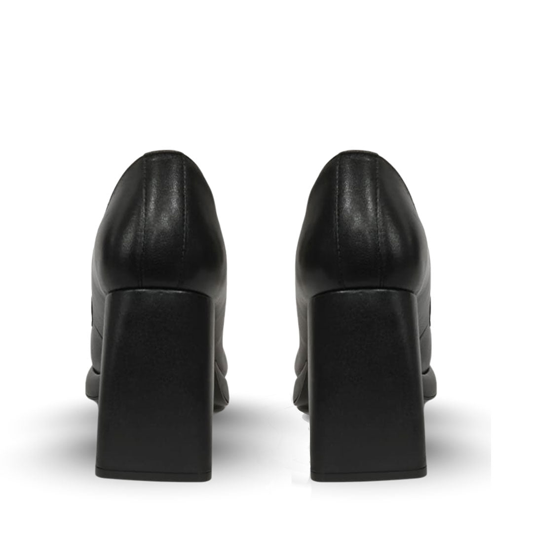 Saint Benoîte Black Leather Handcrafted Moccasins