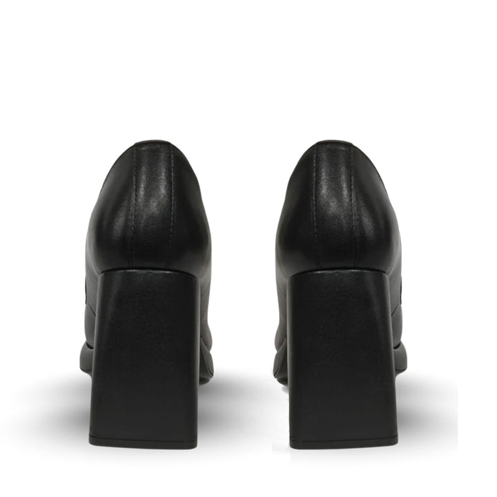 Saint Benoîte Black Leather Handcrafted Moccasins