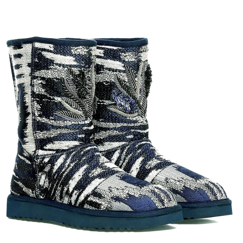 Saint Dorothea Snug Boots: Luxurious hand-embroidered Italian fabric, ultimate comfort in every step