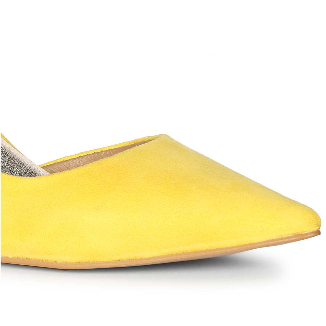 Saint Layla Yellow Suede Leather Pumps
