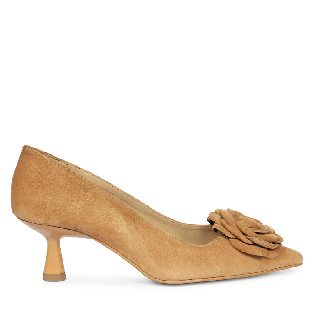 Saint Cora Tan Rose Embellished Leather Pumps