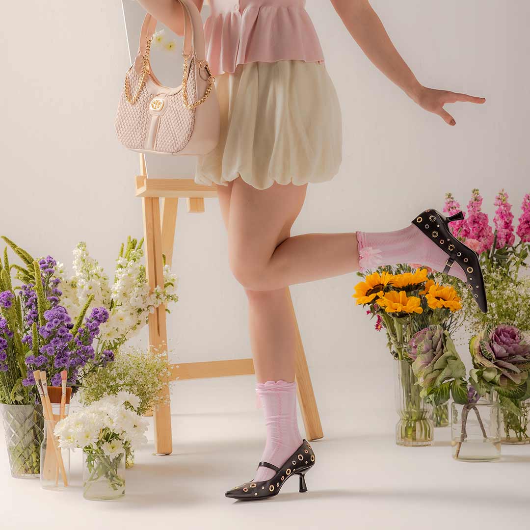 Saint Anouk Multi Eyelets Black Leather Pumps