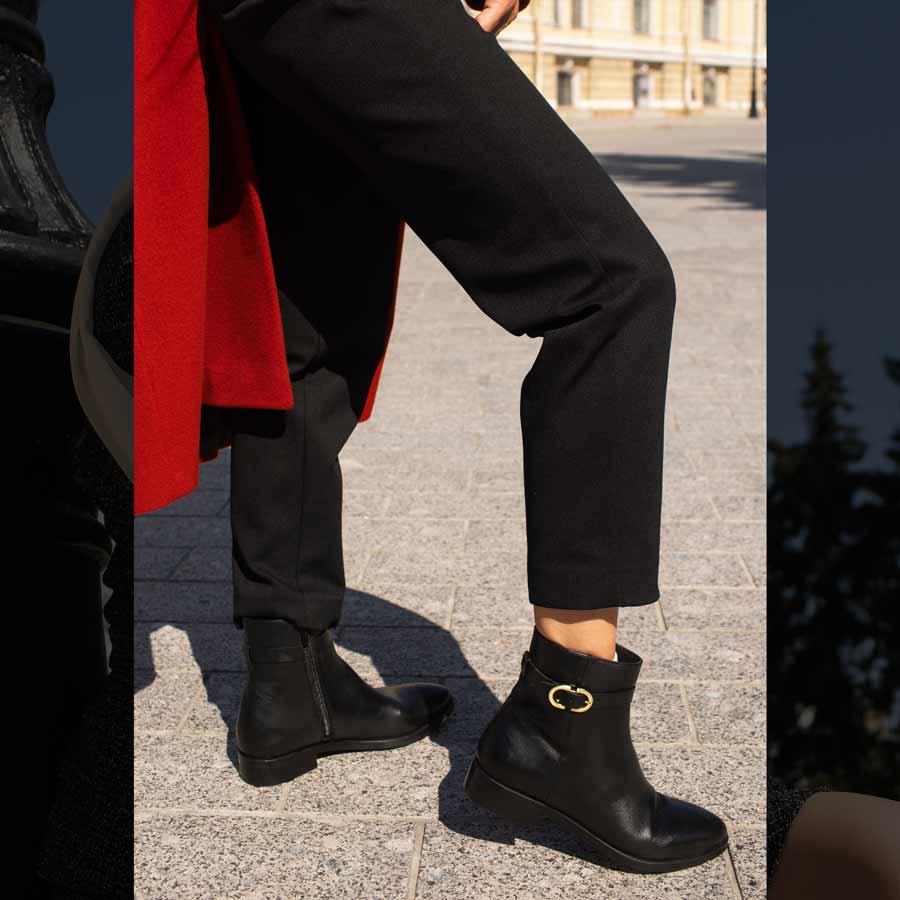 Saint G black leather boots