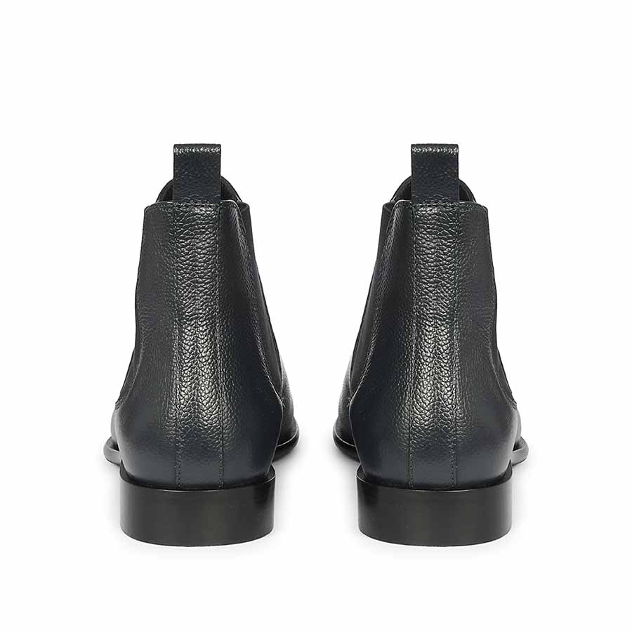 Saint Tomas Navy Leather Chelsea Boots