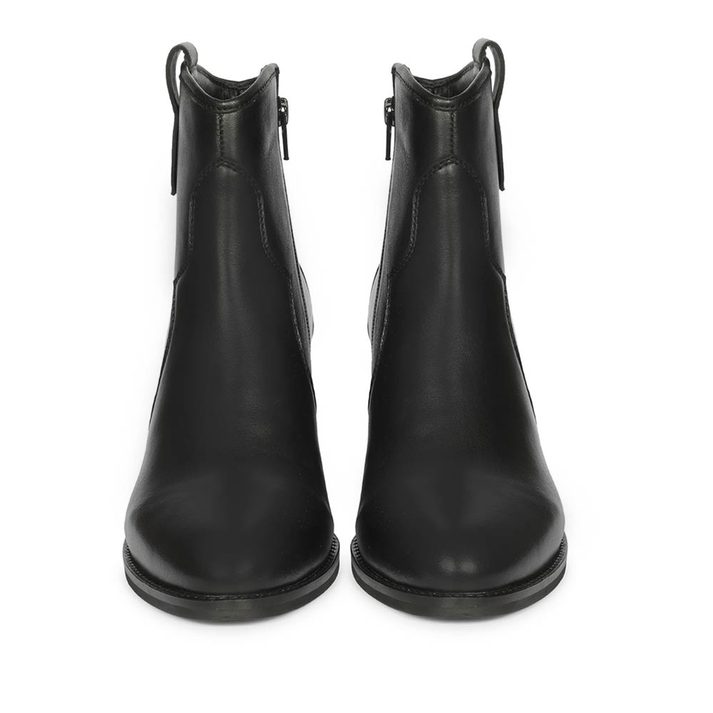 Saint Dorothy Black Leather Ankle Boots