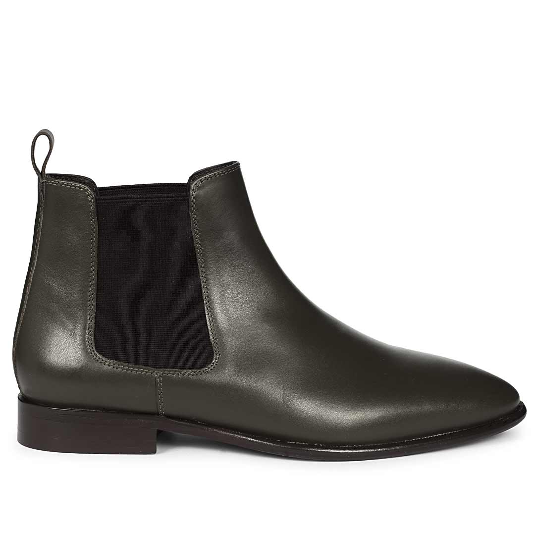 Saint Vittorio Olive Crust Leather Chelsea Boots