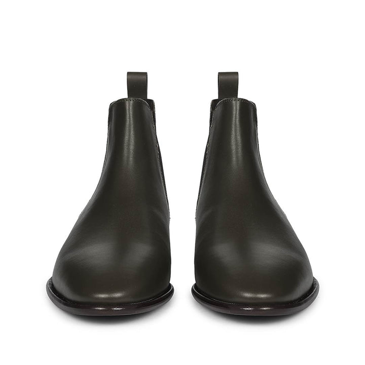 Saint Vittorio Olive Crust Leather Chelsea Boots