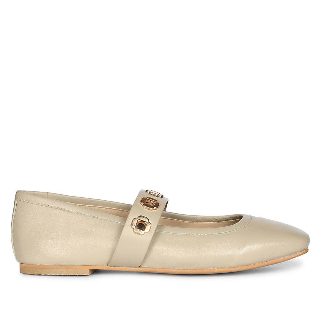 Saint Olwen Flower Eyelets Beige Leather Ballet Flats