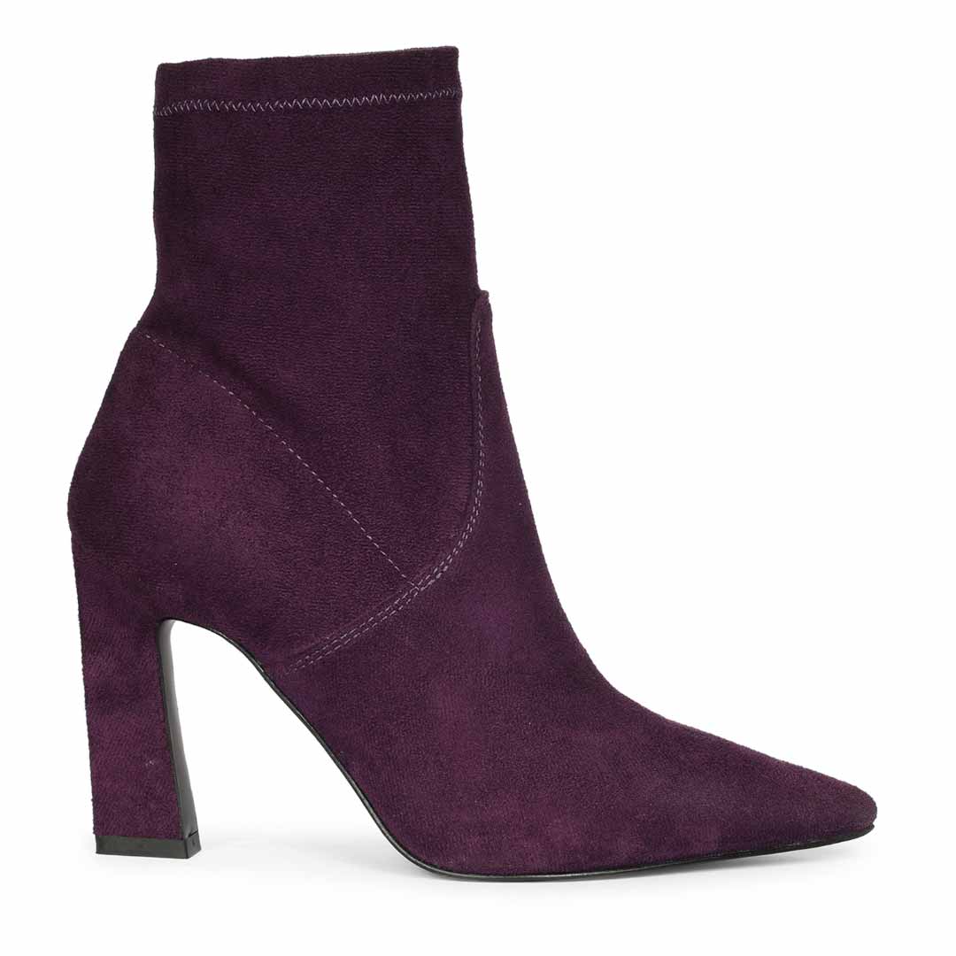Saint Aubergine Leather Ankle Boots