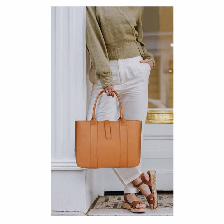 Favore Brown Leather Oversized Structured Gorgeous Handheld Bag