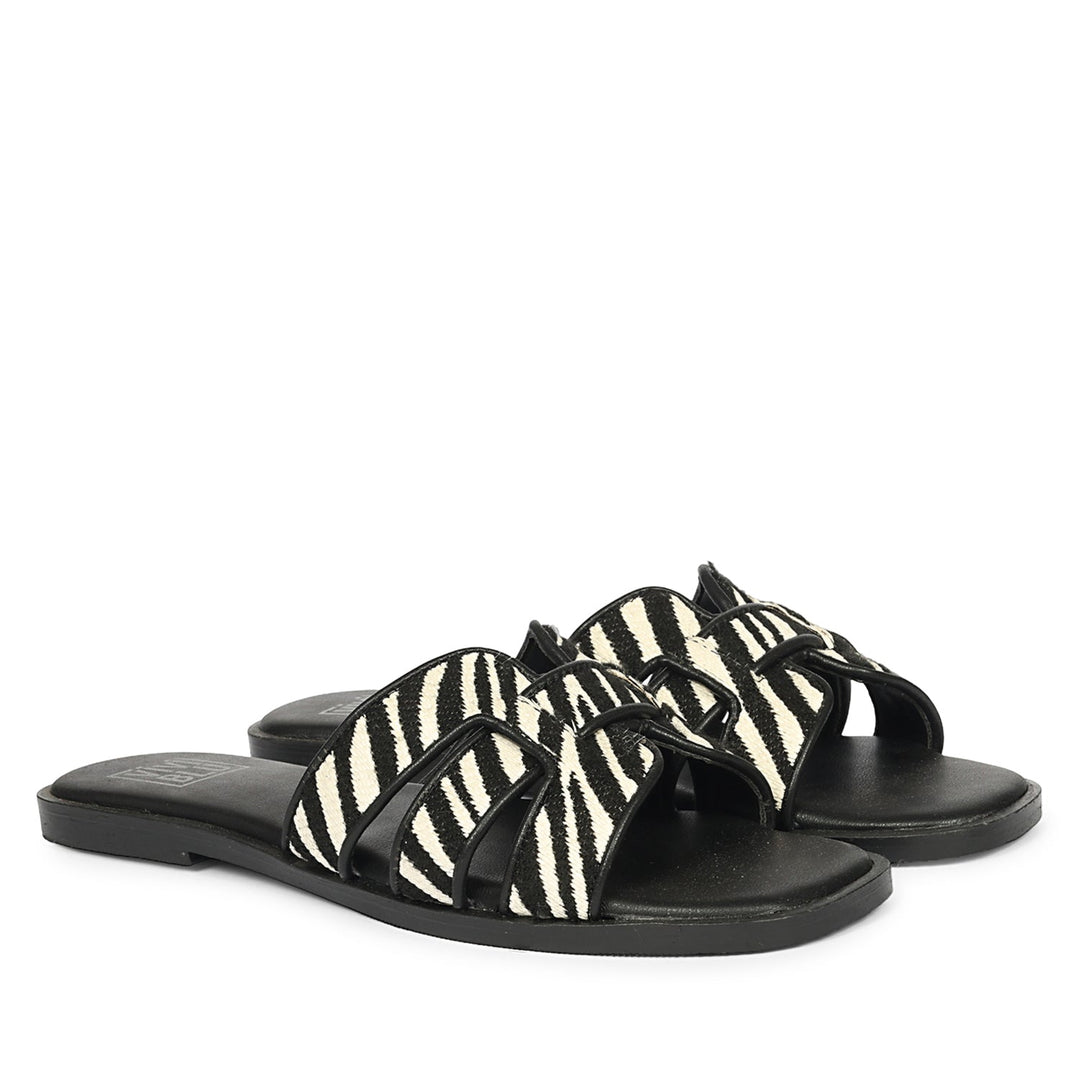 Aliana Black White Leather Flat Sandals