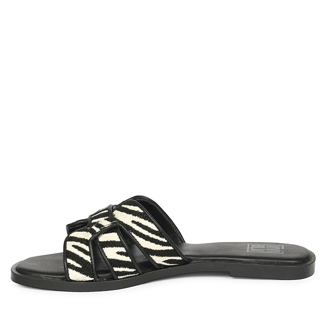 Aliana Black White Leather Flat Sandals