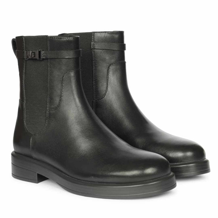 Saint Daisy Black Crust Leather High Ankle Boots