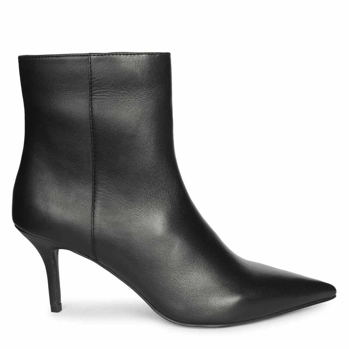 Saint Harriet Black Crinkle Patent Leather Kitten Heel Pointed Boots