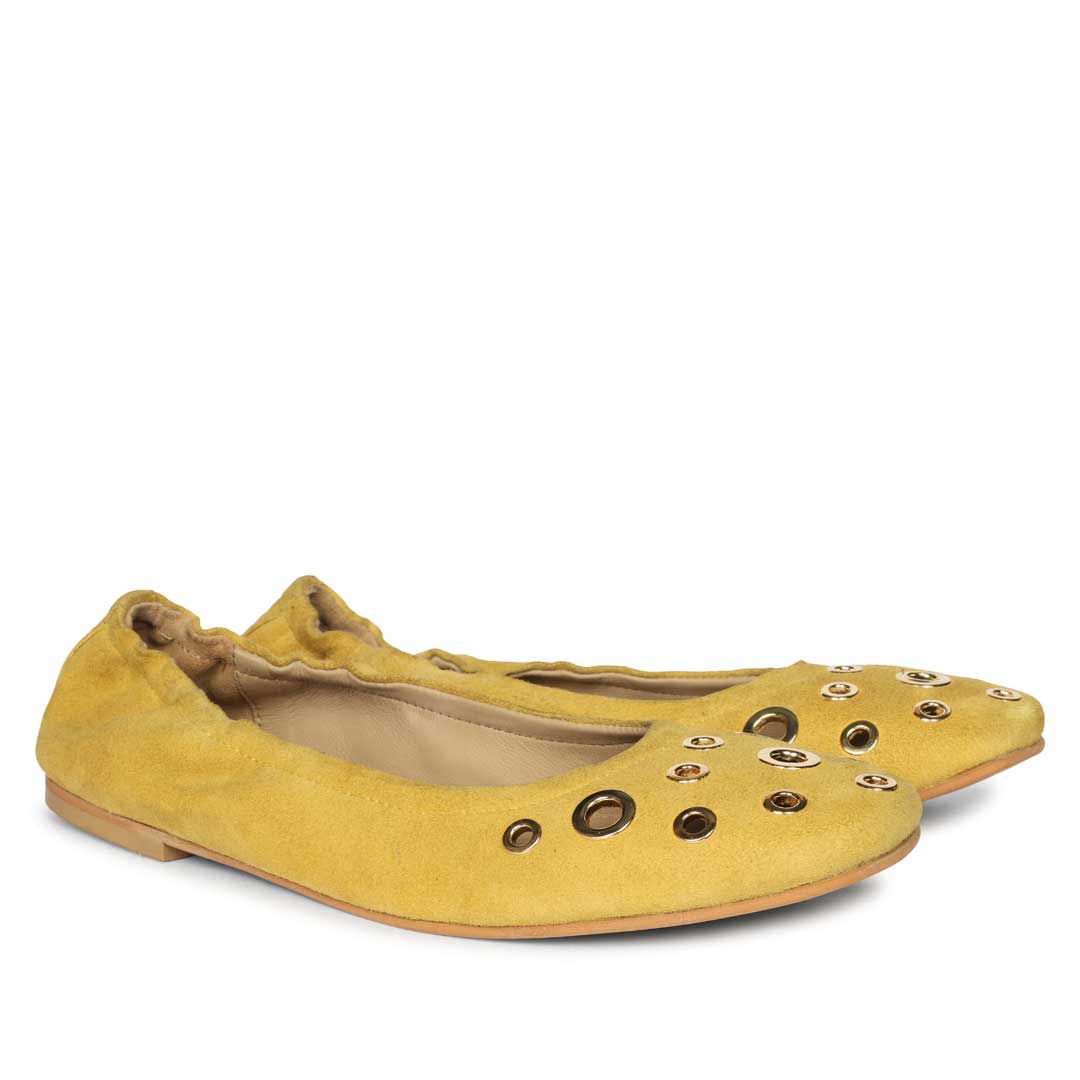 Saint Tesslyn Yellow Suede Eyelet Embellished Ballerinas