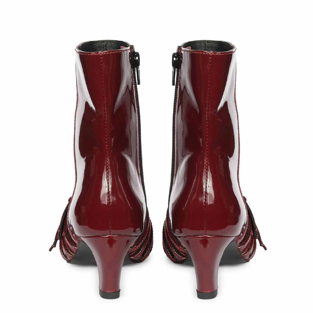 Saint Chloé Wine Print Leather Kitten Heel Ankle Boots