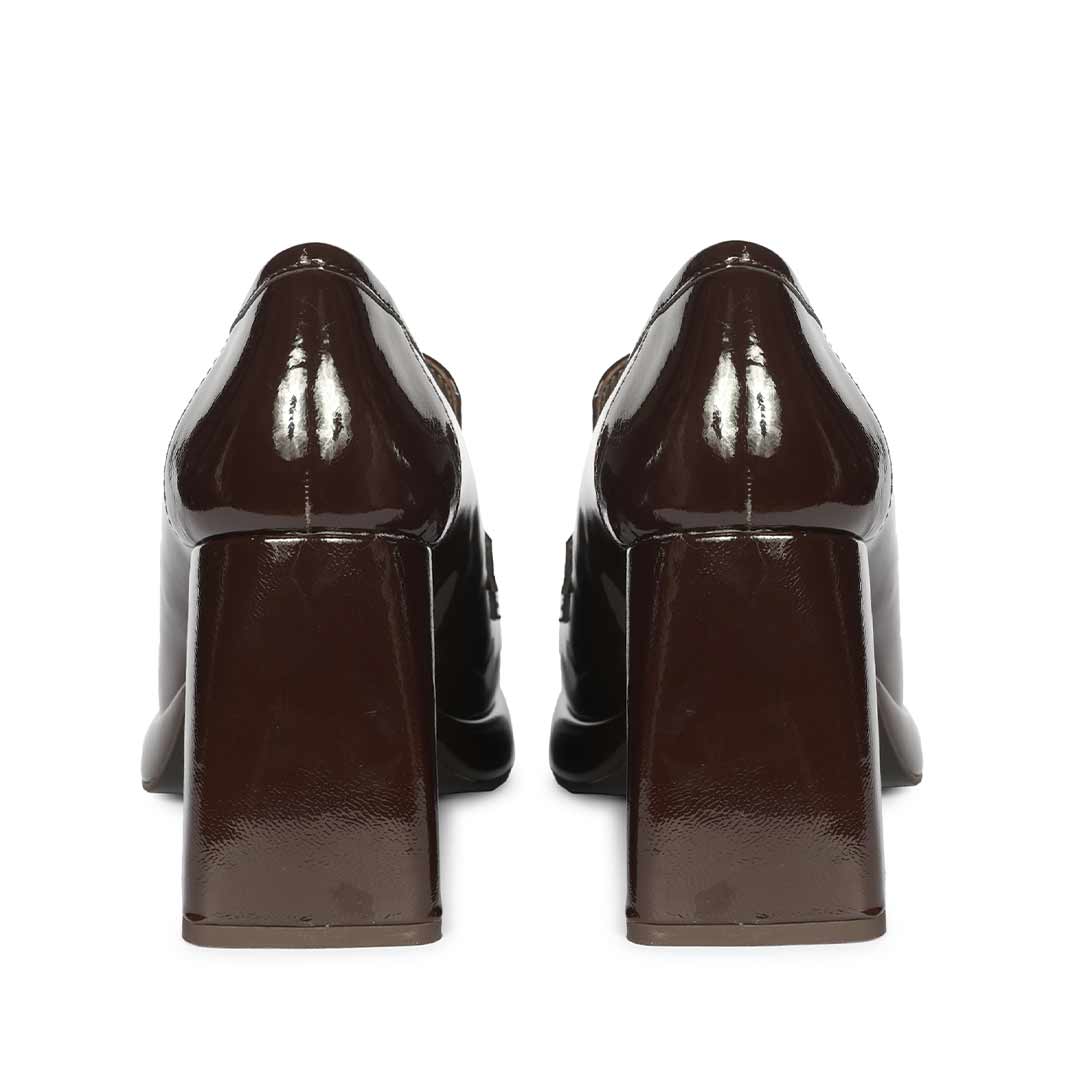 Saint Belen Choco Brown Crinkle Patent Moccasins