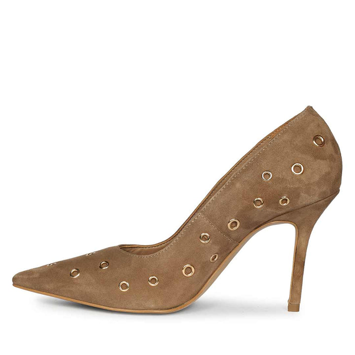 Saint Remi Eyelet Embellished Beige Suede Leather Pumps
