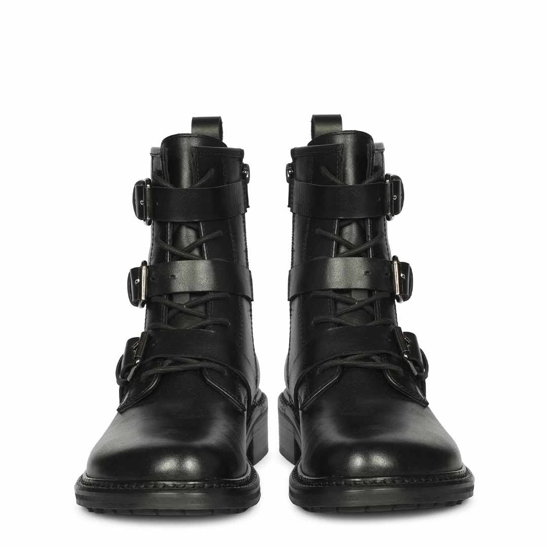 Saint Juliette Black Leather High Ankle Boots