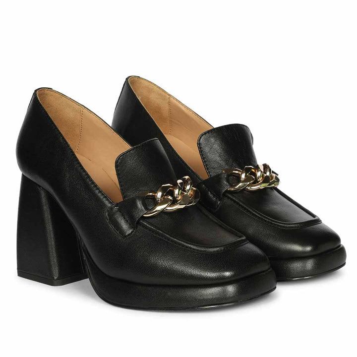 Saint Benoîte Black Leather Handcrafted Moccasins