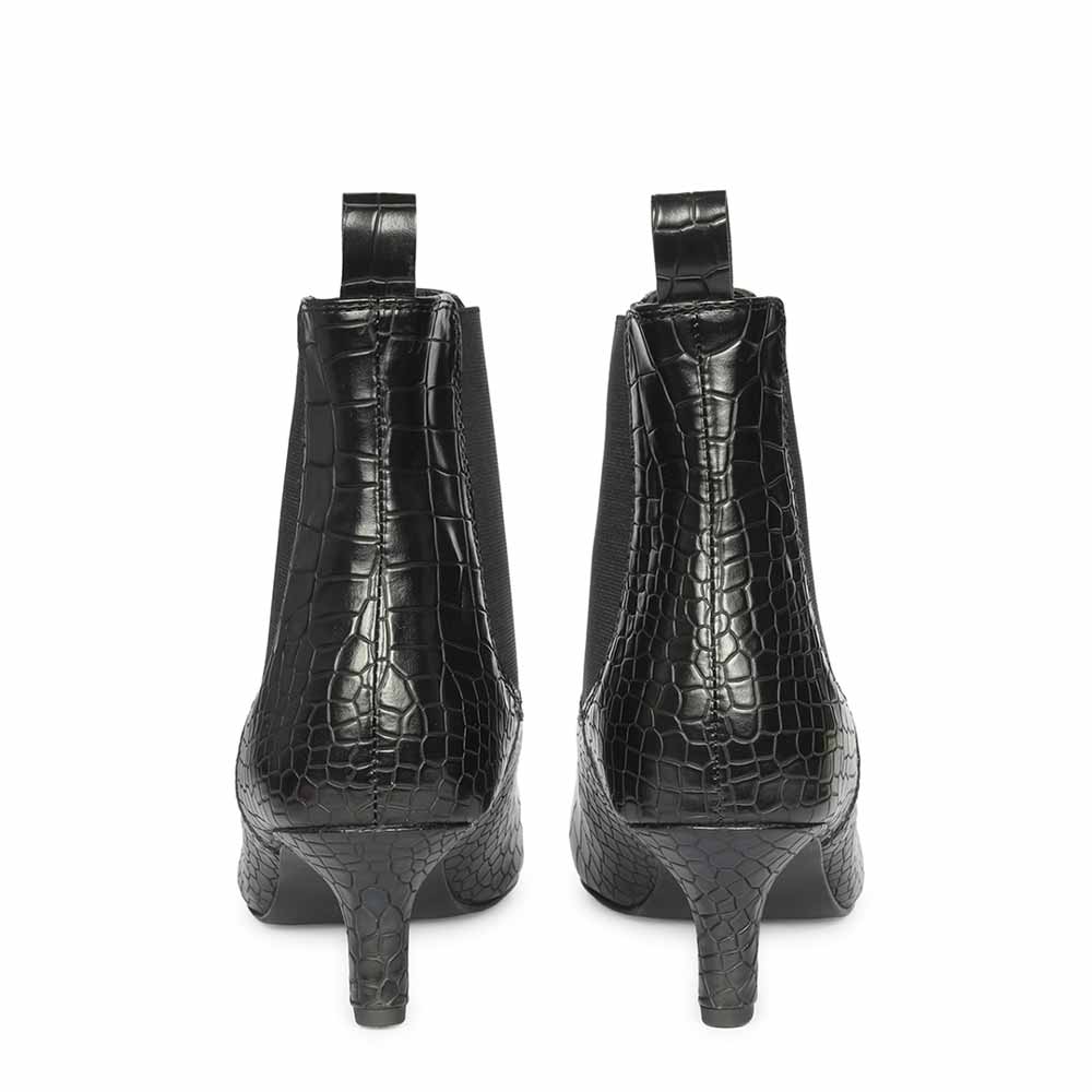 Saint Chloé Snake Black Leather Kitten Heel Ankle Boots