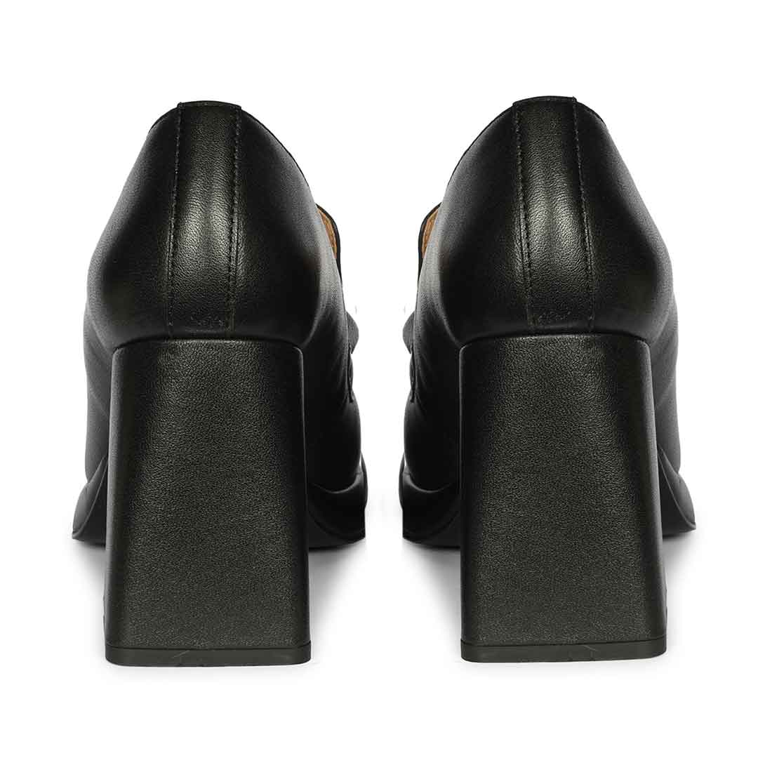 Saint Benoîte Black Leather Handcrafted Moccasins