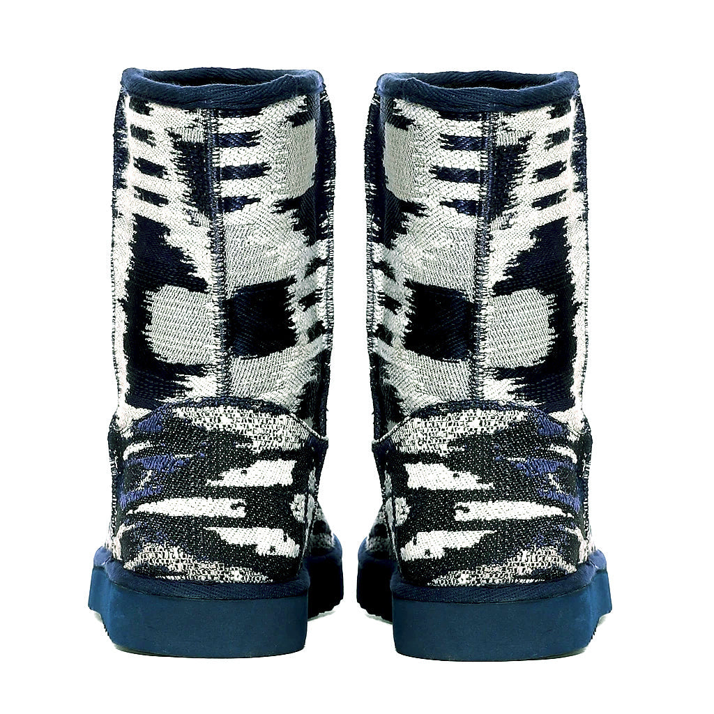 Saint Dorothea Snug Boots: Luxurious hand-embroidered Italian fabric, ultimate comfort in every step
