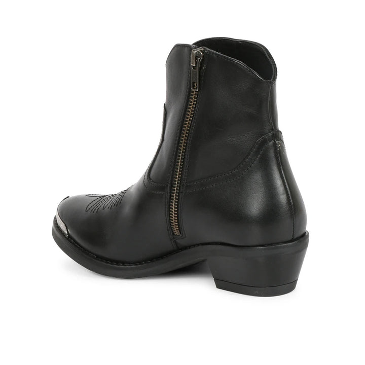 Saint Teresa Decorative Leather Ankle Boots - SaintG