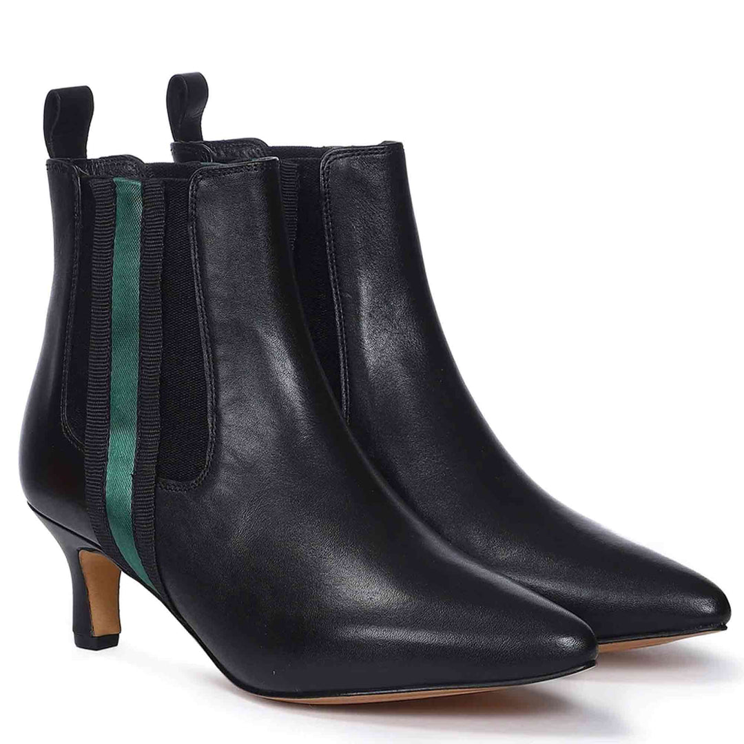 Saint Ashlyn's Black Crust Leather Boots – a stylish and timeless choice