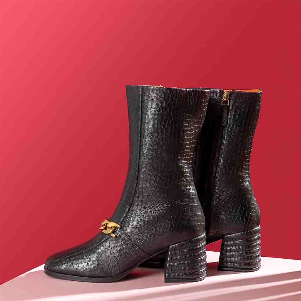 Stylish Saint Carmelo Black Croco Print Leather Calf Boots - Elevate your fashion with these chic and versatile black boots