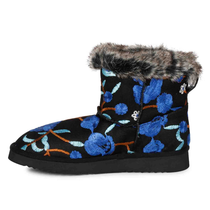 Saint Clarisse Blue Floral Embroidered Suede Leather Snug Boots
