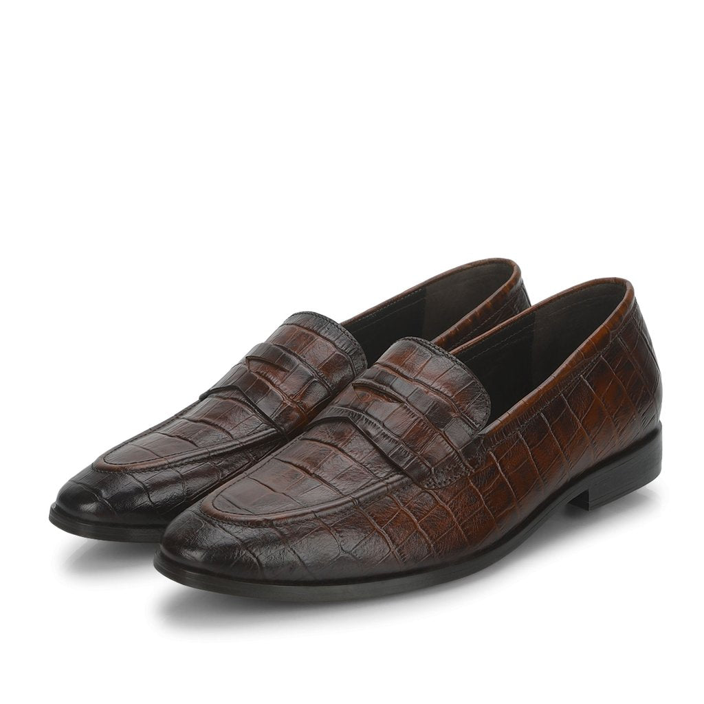 Saint Ansprand Brown Croco Embossed Leather Loafers With Set - SaintG India