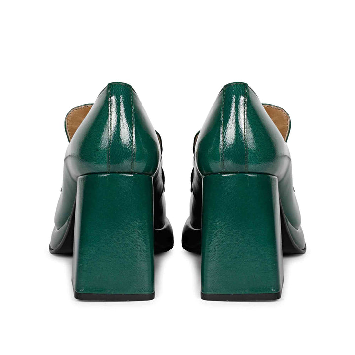 Green patent leather handcrafted loafers by Saint Benoîte